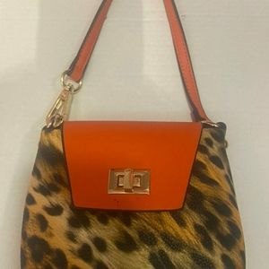 Mini vintage handbag